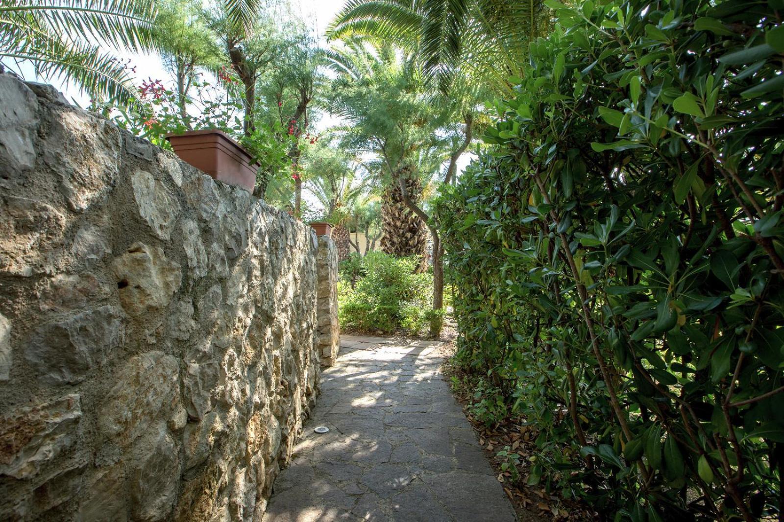 Torre San Vito Hotel Villaggio Geata Exterior foto