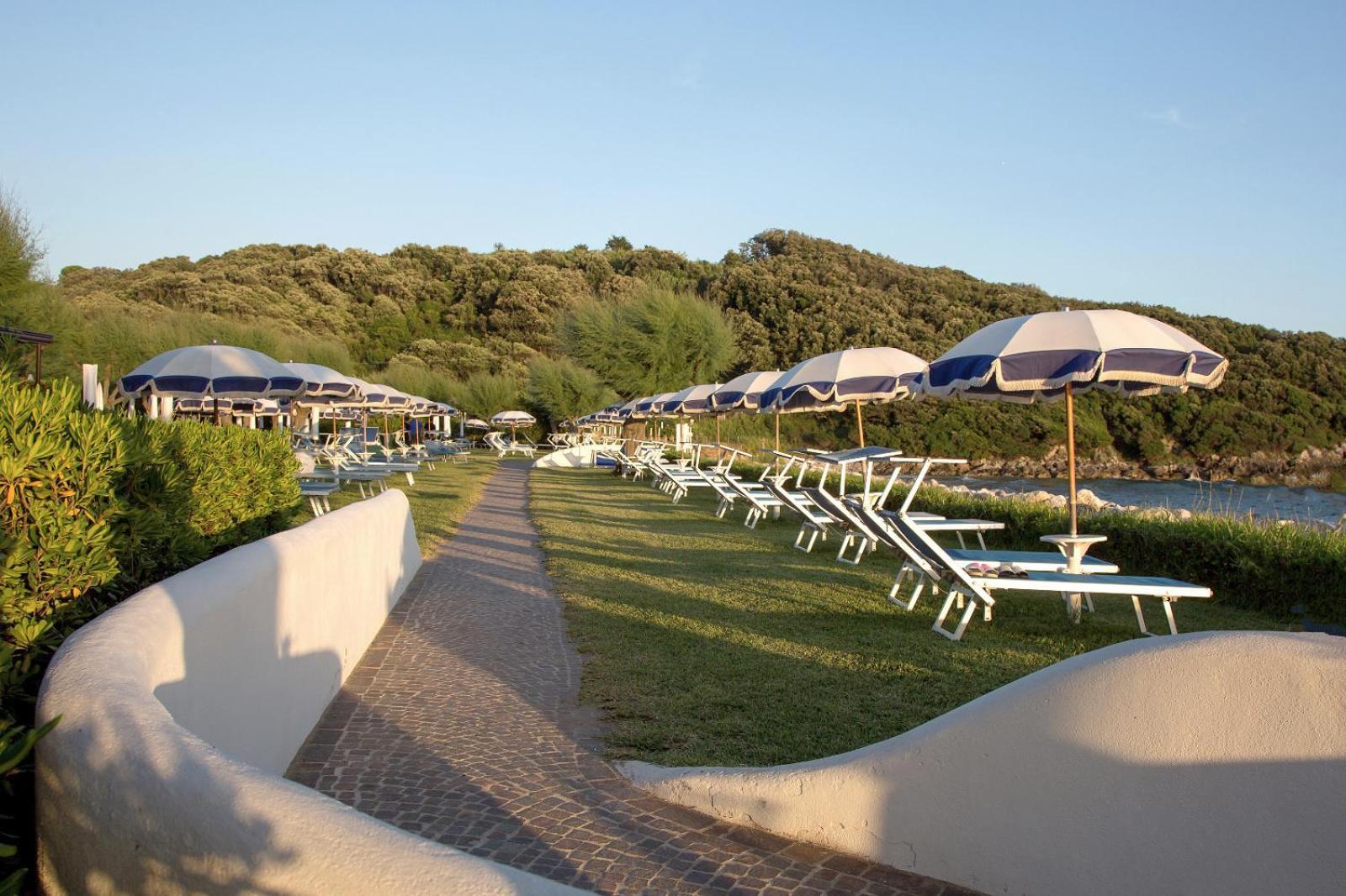 Torre San Vito Hotel Villaggio Geata Exterior foto