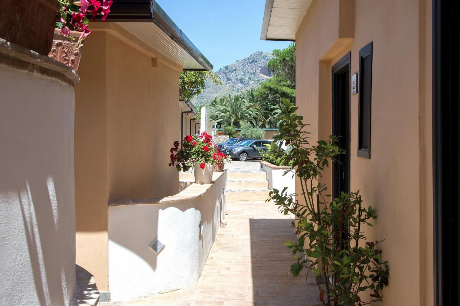 Torre San Vito Hotel Villaggio Geata Exterior foto