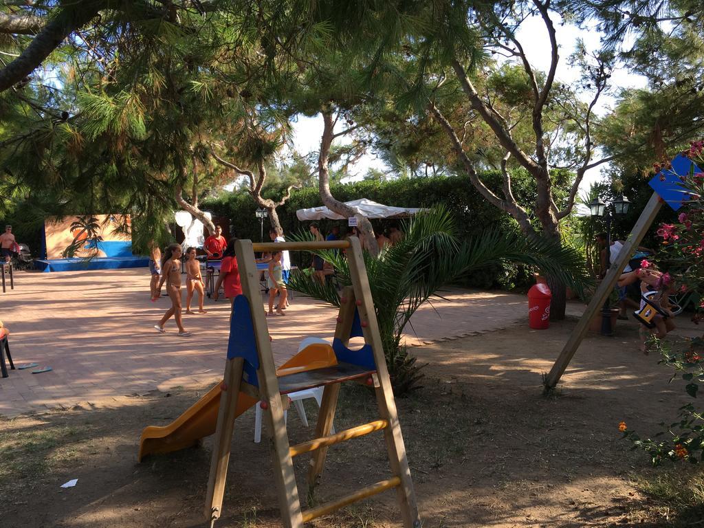Torre San Vito Hotel Villaggio Geata Exterior foto