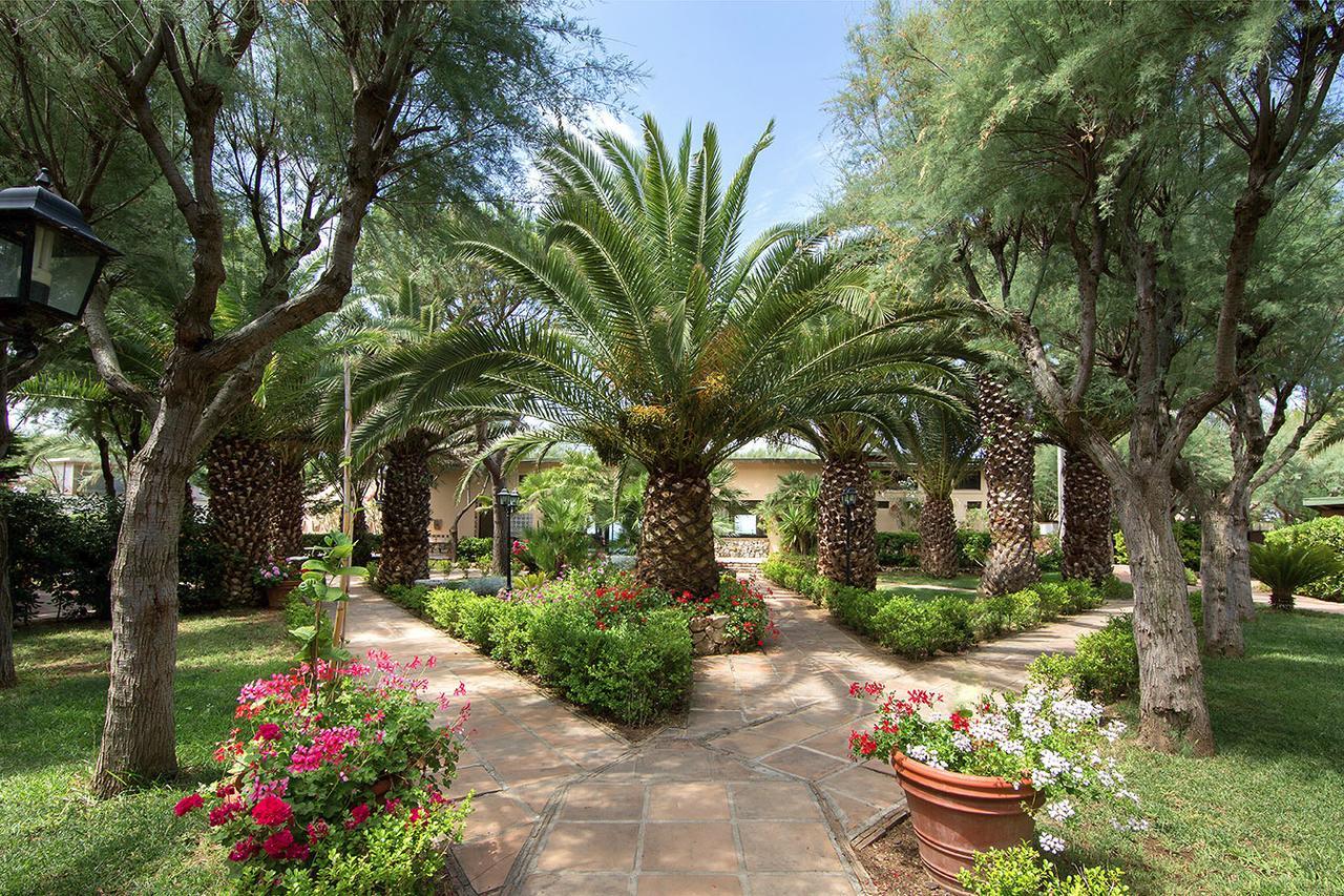 Torre San Vito Hotel Villaggio Geata Exterior foto