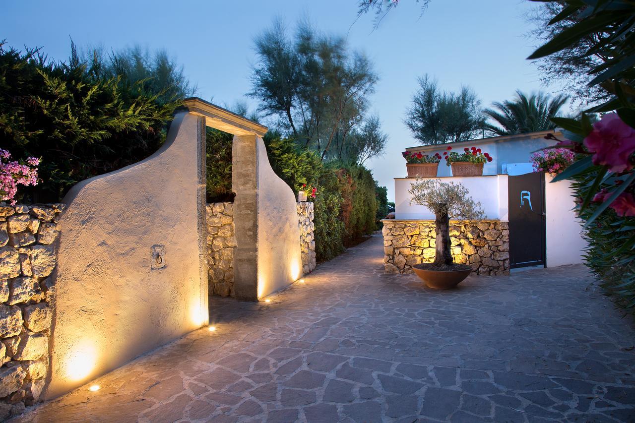 Torre San Vito Hotel Villaggio Geata Exterior foto